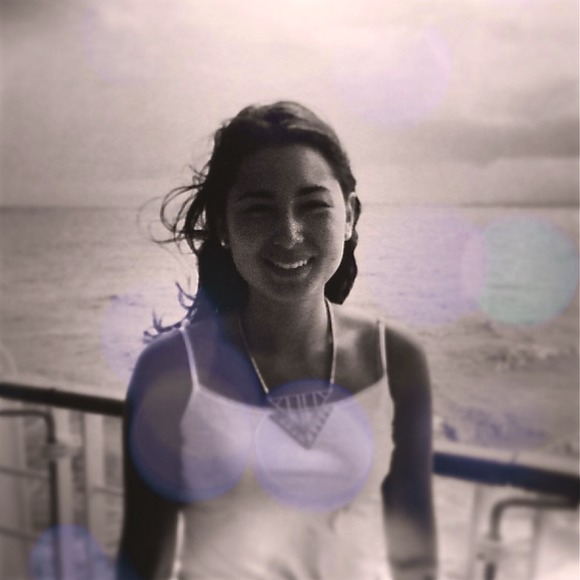 Meet your Posher, Maemi - Picture 1 of 1